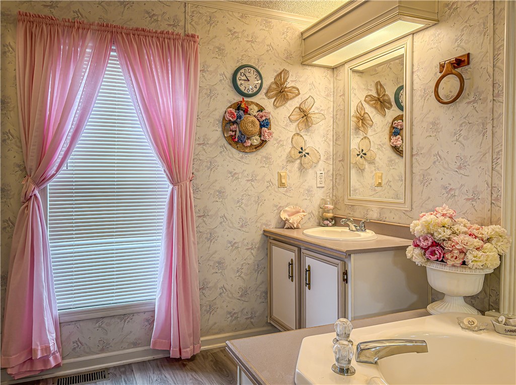 Layton-Cowdrey - Residential