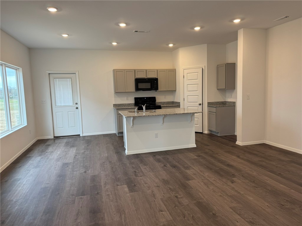 LAWLIS RANCH PH 3-SILOAM SPRINGS - Residential