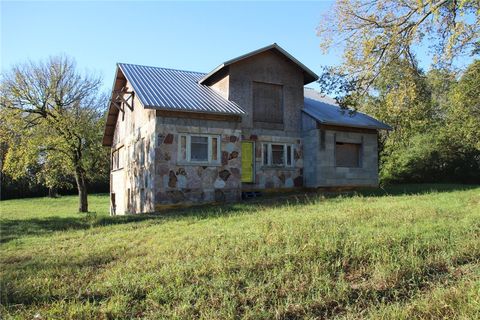 Photo of 315 W 4th Street, Yellville, AR 72687 (MLS # 1326234)