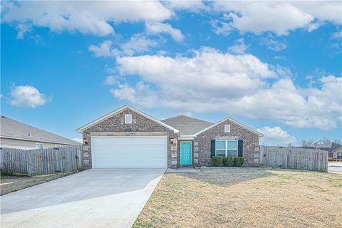 606 W Pittsfield Street Siloam Springs AR 72761