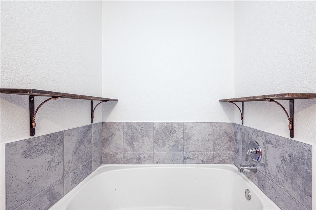 Autumn Glen Ph Ii Siloam Spgs - Residential