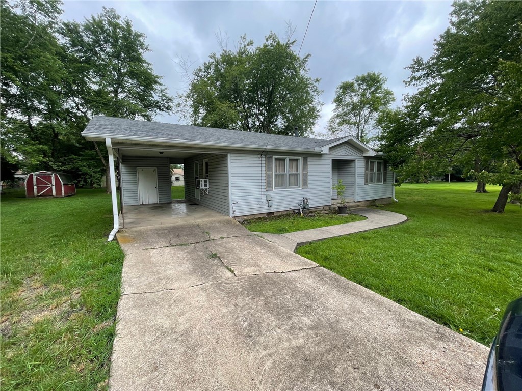 964 sq foot Home with a big yard. Located close to George's Pond in Berryville. Home is being sold (AS IS ) 2 bed 1 bath. Newer Architectural roof. Home needs some work. In house loan or cash required to purchase this Home. Hard wood floors.