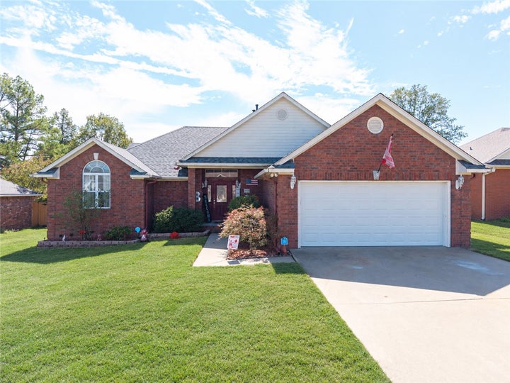 Photo 1 of 19 — 2305 L Street, Barling, AR 72923