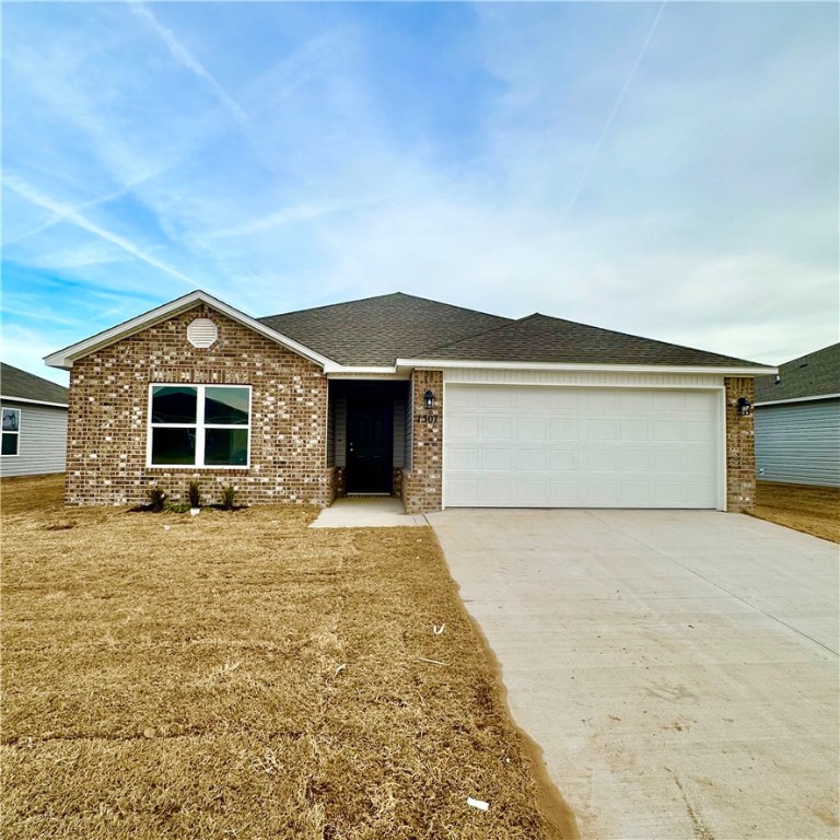 This home qualifies for up to $10,000 in closing cost assistance when using preferred lender and title company! - The Foster II plan is a delightful and inviting home design. Its curb appeal, characterized by the front porch and front yard landscaping, sets a welcoming tone from the moment you see it. This open-concept home offers a spacious living experience with its 3 bedrooms and 2 bathrooms. The kitchen is a highlight of the home, fully equipped with energy-efficient appliances. Learn more about this home today! *Photos are of similar model.
