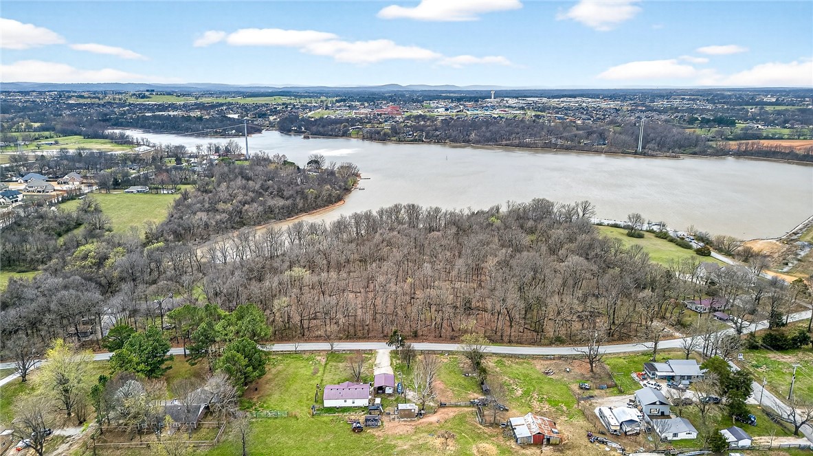 Elm Spgs Outlots - Land