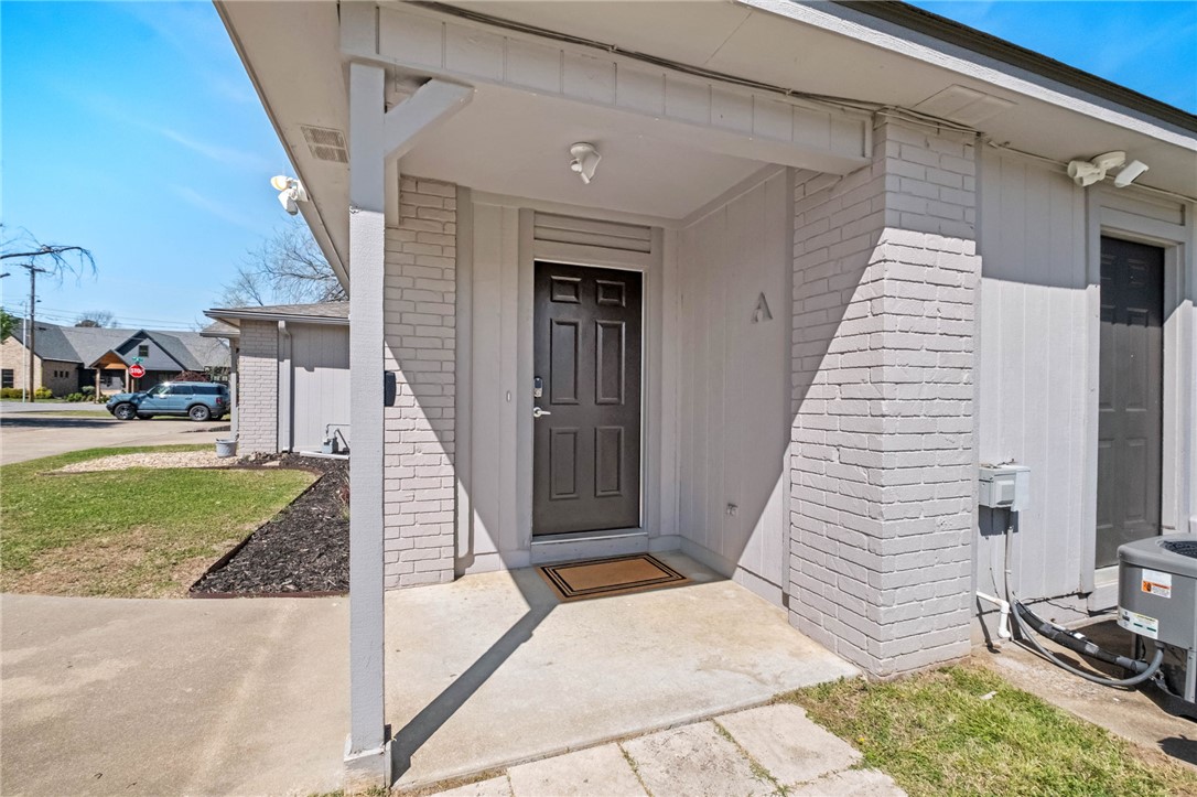 W A Burks Add Bentonville - Residential