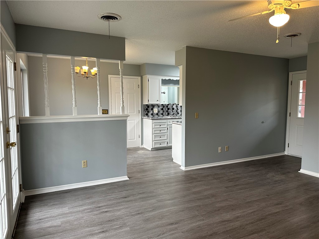 Oak Hills Add - Residential Lease