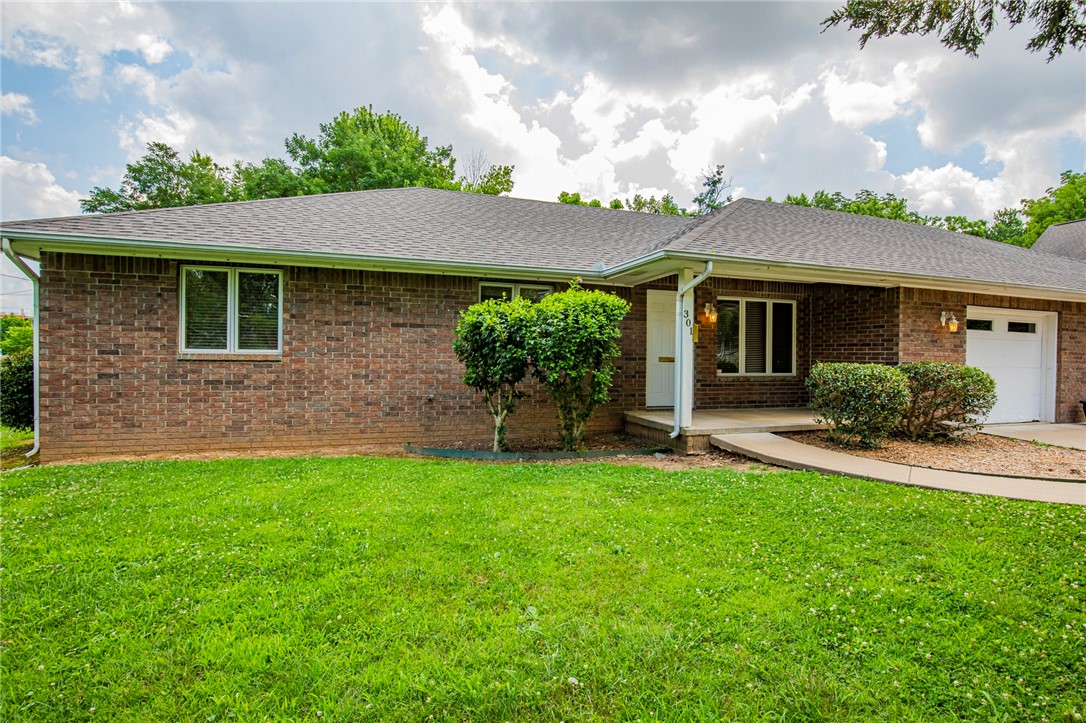 Clarks 2nd Add Bentonville - Residential Lease