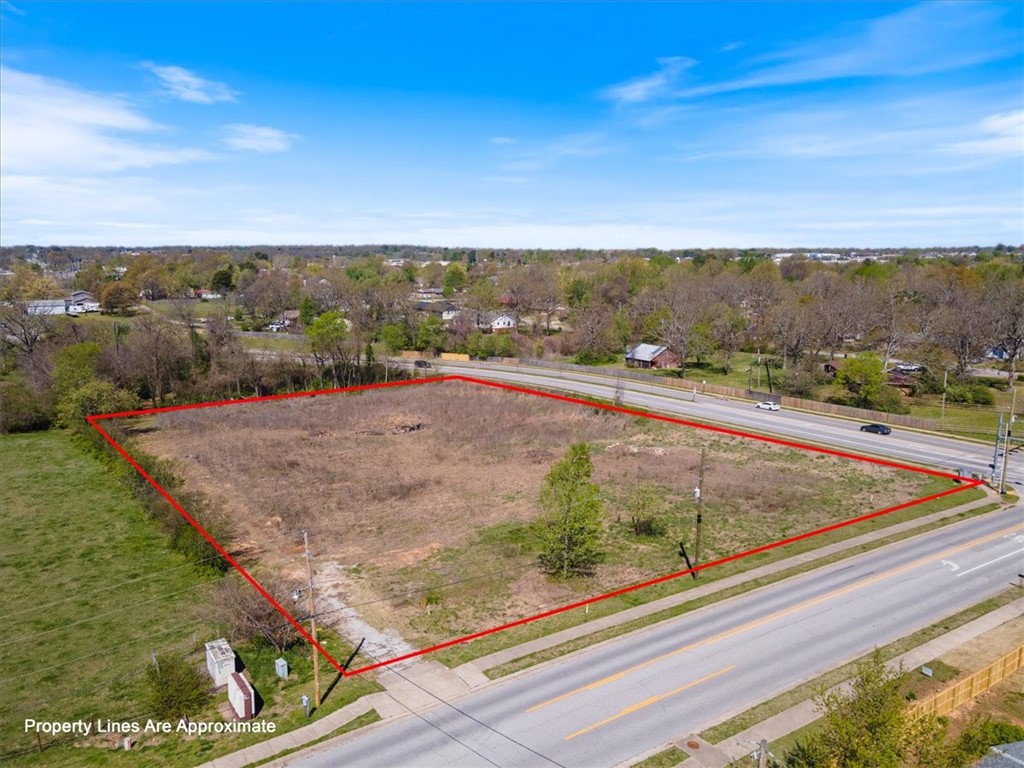 Great location for high density housing development! Located on the corner of Don Tyson Parkway and Turner Street. Convenient to Tyson Corp Offices, Arkansas Children's Hospital, Highland Oncology, Interstate 49, Highway 265, shopping and schools.