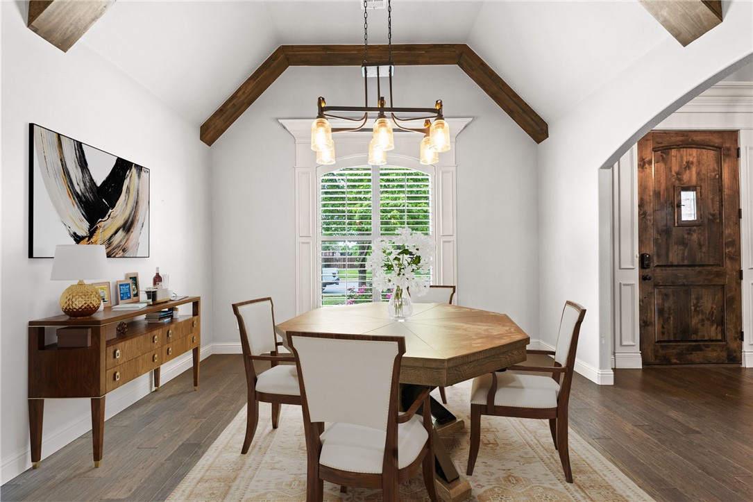 Lexington Sub Rogers - Residential