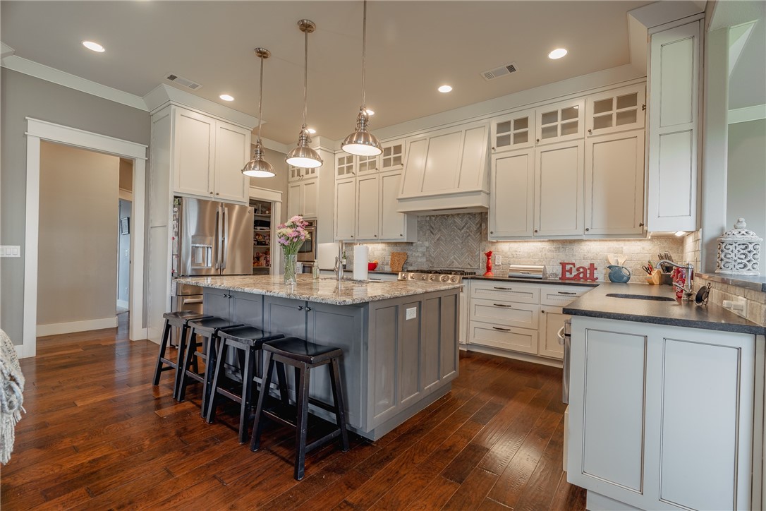 25-19-31- CAVE SPRINGS - Residential