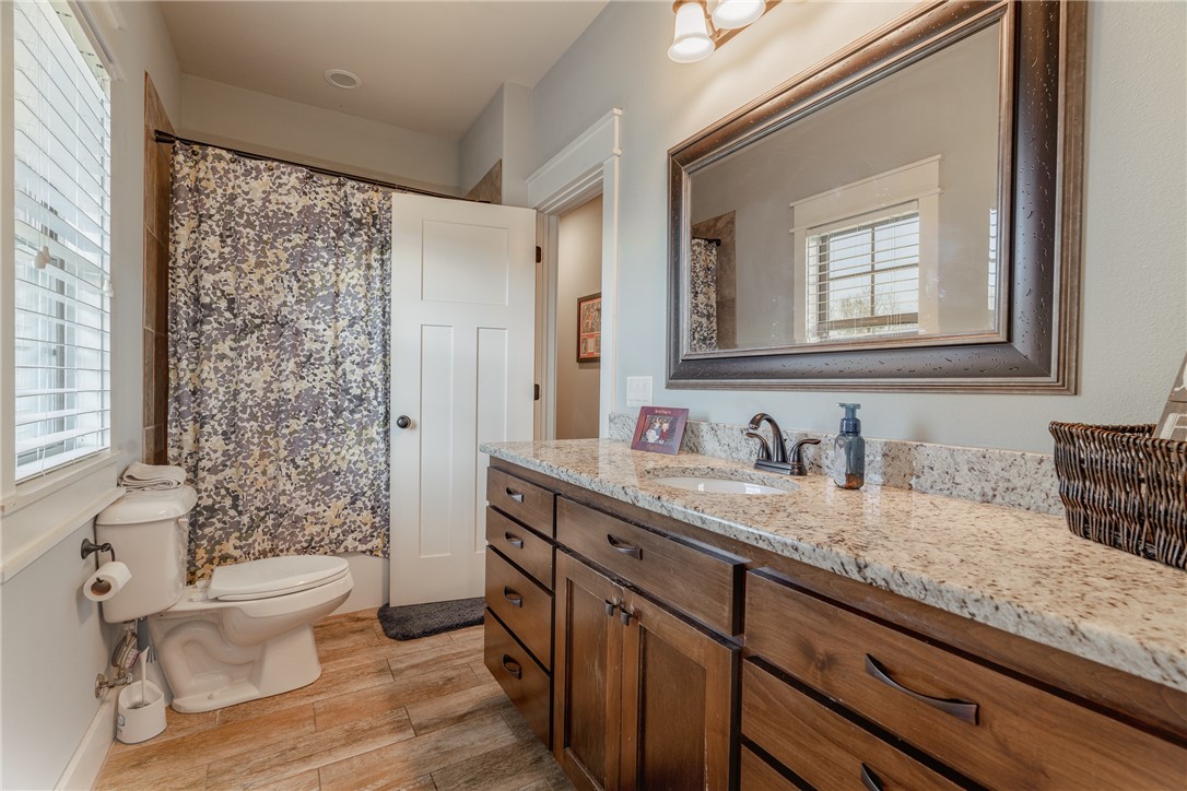 25-19-31- CAVE SPRINGS - Residential