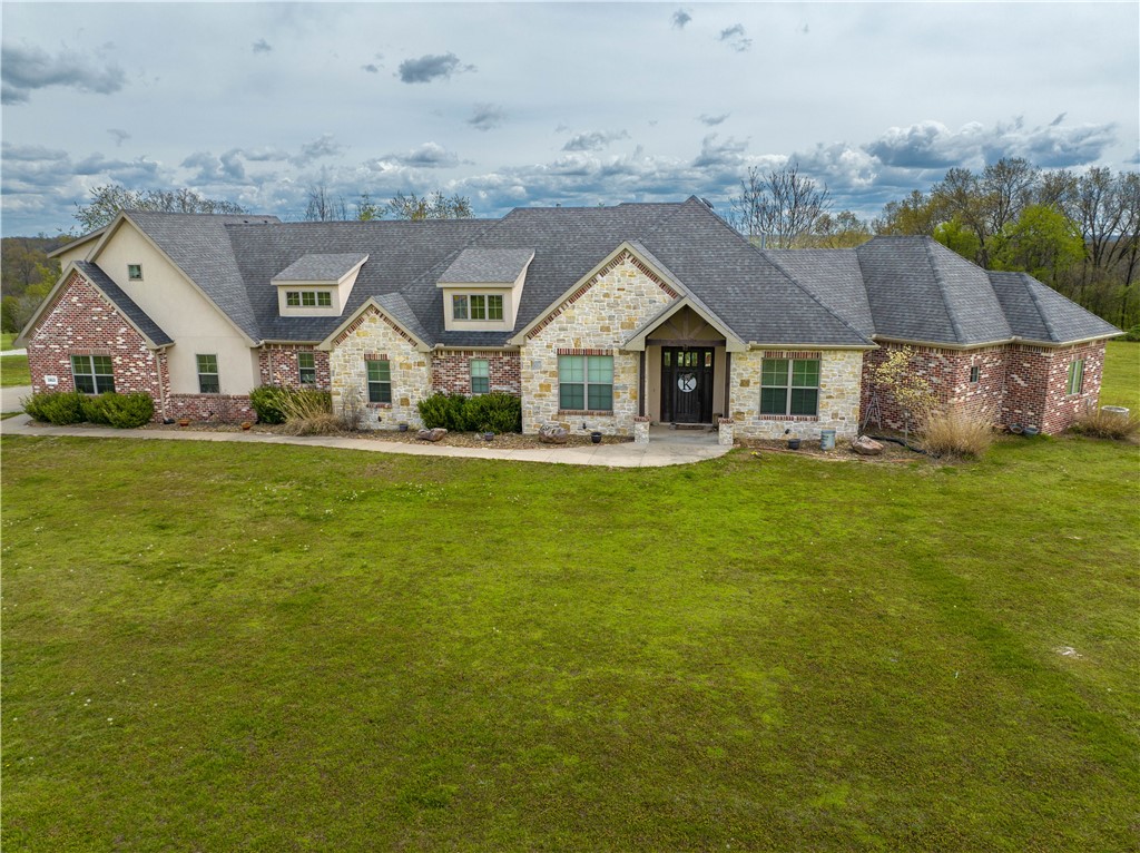 25-19-31- CAVE SPRINGS - Residential