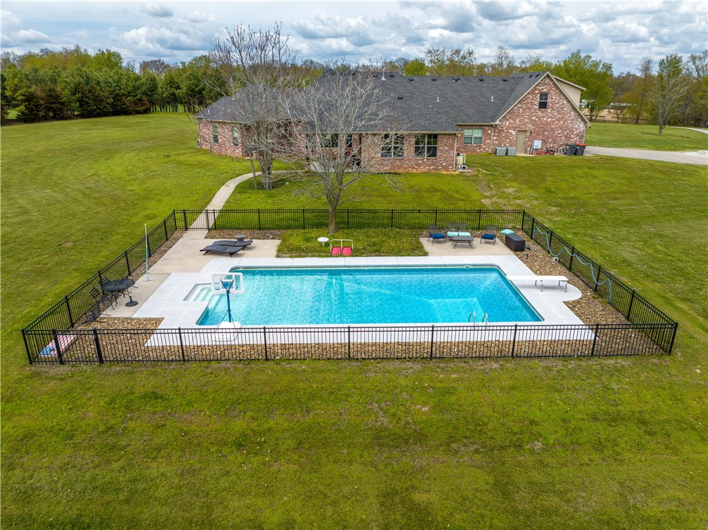 25-19-31- CAVE SPRINGS - Residential