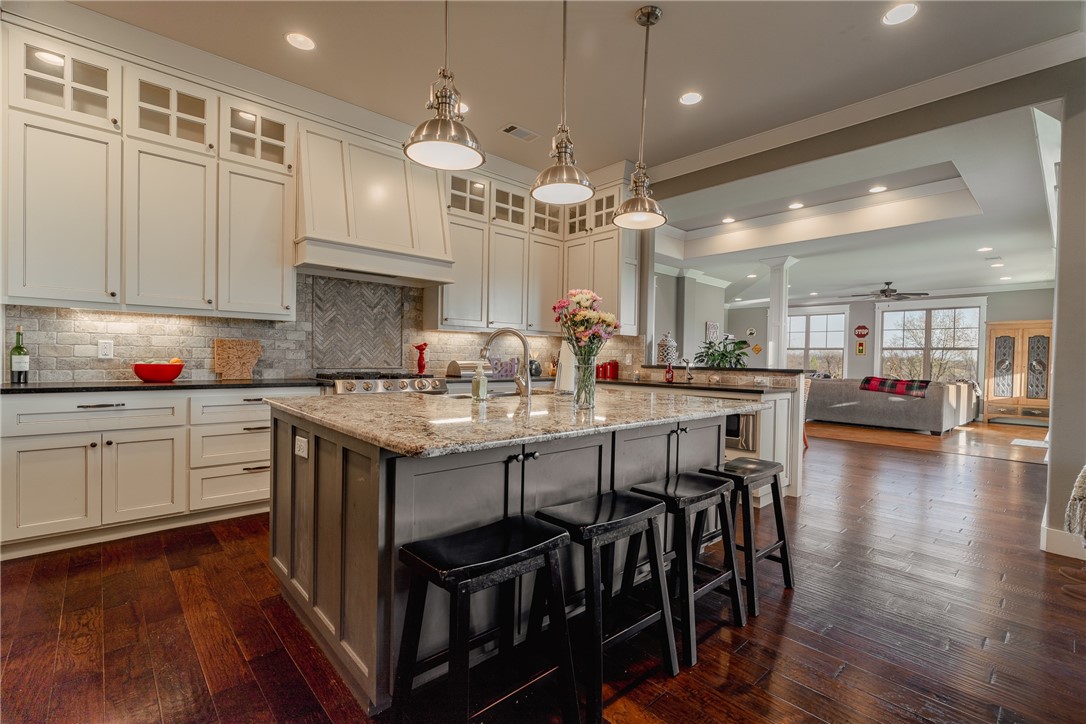 25-19-31- CAVE SPRINGS - Residential