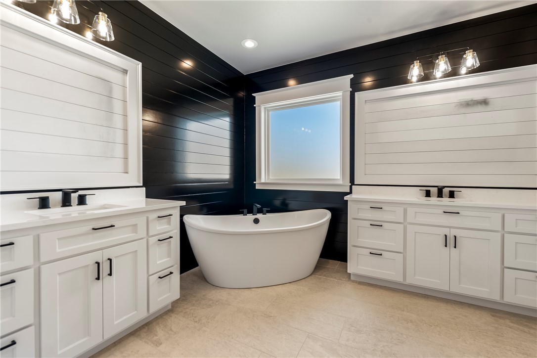 Aurora Sub Ph I Bentonville - Residential
