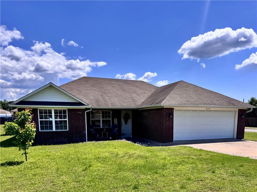 Great opportunity to own a charming, well-maintained home priced at $195,000! This 3-bedroom, 2 full bath property features a desirable split floor plan, offering both privacy and functionality. Enjoy spacious walk-in closets and plenty of storage throughout the home. Situated on a corner lot, you’ll love the fenced-in backyard—perfect for relaxing, entertaining, or pets. The inviting front porch adds even more appeal. Move-in ready and waiting for its new owner!