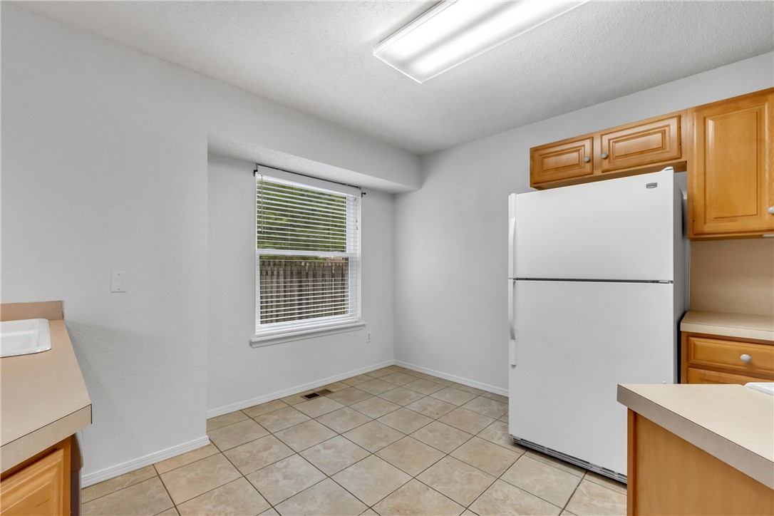 Crossover Heights Ph Iii - Residential Lease