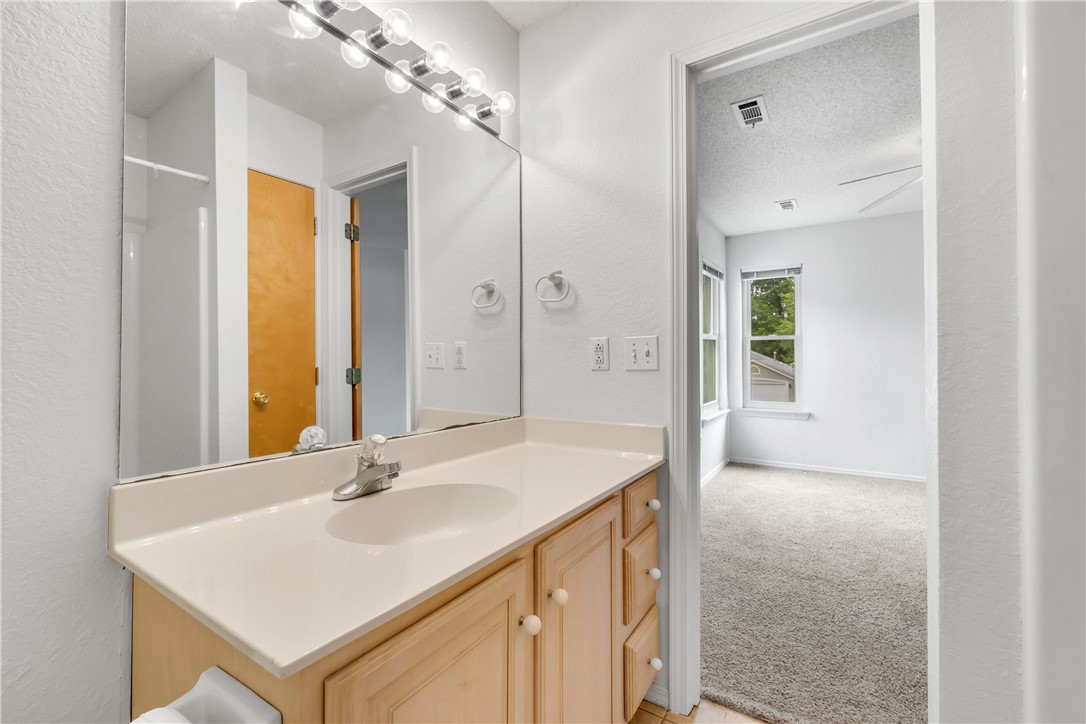 Crossover Heights Ph Iii - Residential Lease