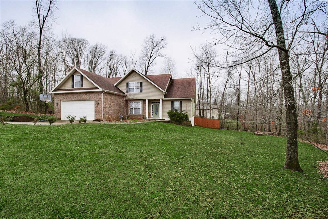 Location is key for this spacious home on a quiet cul de sac next to Blowing Springs Park, Cooper Elementary school, Metfield Clubhouse, with easy access to an abundance of hard and soft surface trails. Large lot is primarily flat on the front and west side with room for outside play. Soaring ceilings throughout the home compliment the split floor plan with an open kitchen, separate dining room, and 8 foot pantry in the laundry room. Upstairs boasts a large bonus room, full bath, and a 4th bedroom perfect for guests or those needing their own space. Garage is deep to allow for extra storage or a longer vehicles. Already connected to sewer. Seller is offering a 2-10 Home Warranty to the new buyer. New roof will be completed this month. This home is covered from top to bottom. Don’t miss this unique home in a fantastic location!