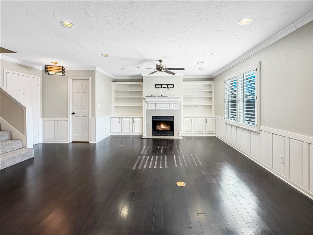 Pinnacle Town Homes Rogers - Residential