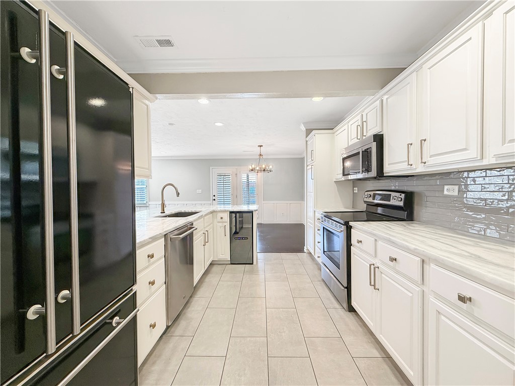 Pinnacle Town Homes Rogers - Residential