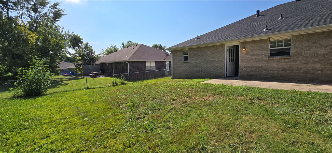 Mallard Sub Bentonville - Residential Lease