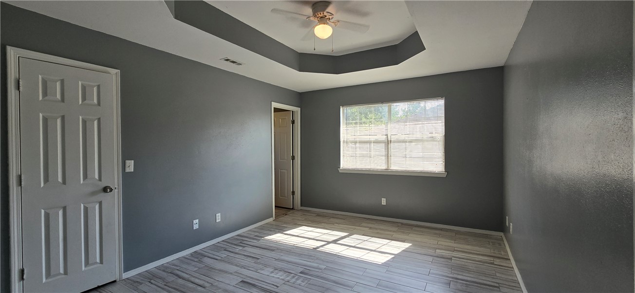 Mallard Sub Bentonville - Residential Lease