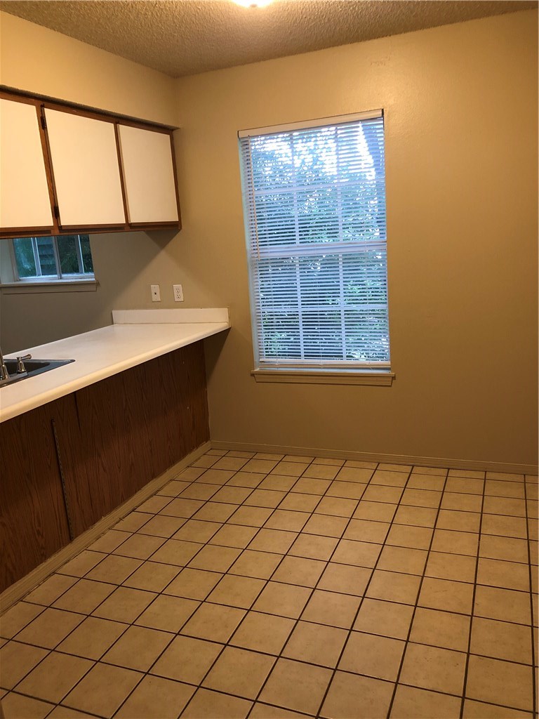 MITCHELLS ADD - Residential Lease