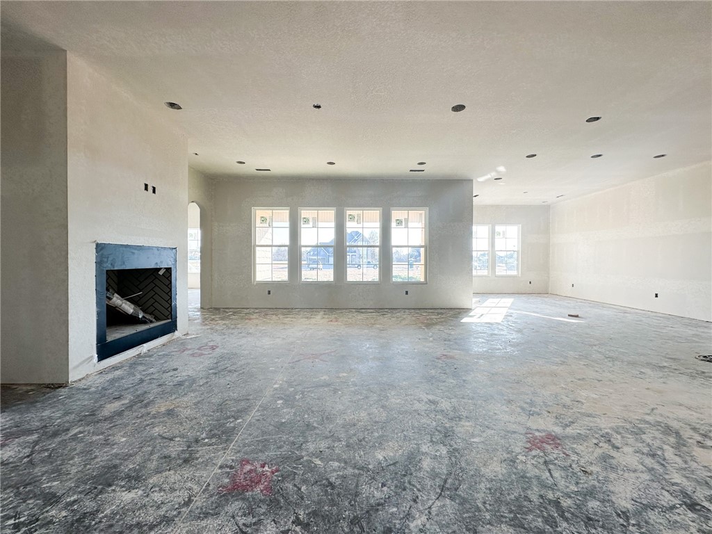 County Line Square - Residential