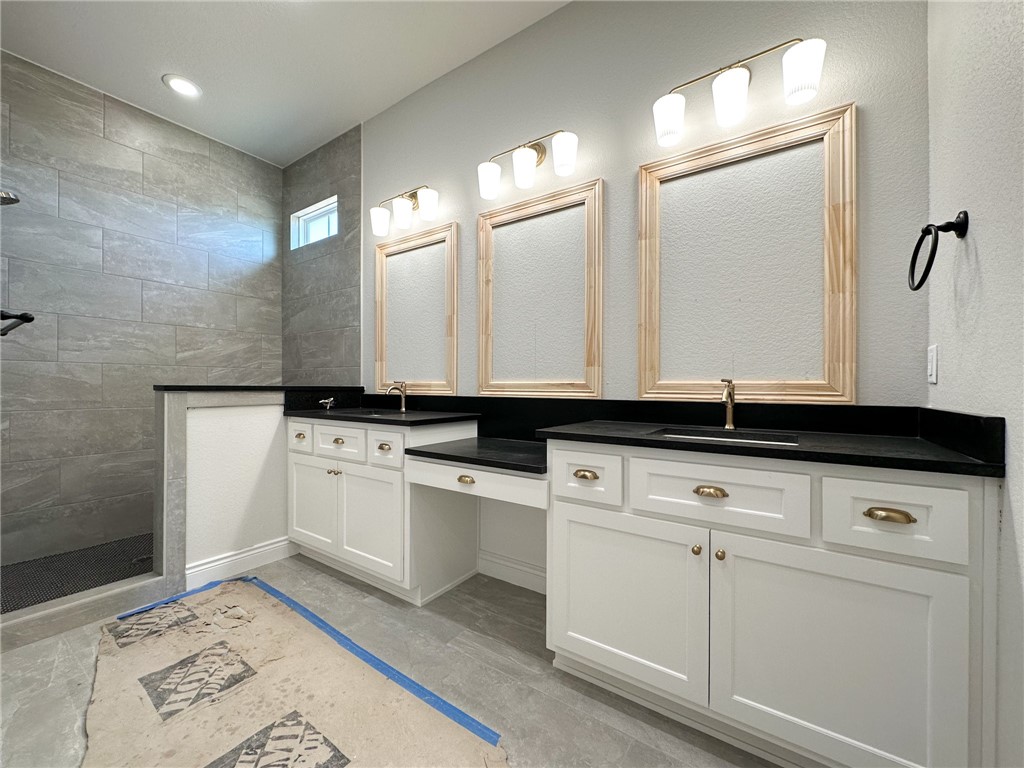 County Line Square - Residential