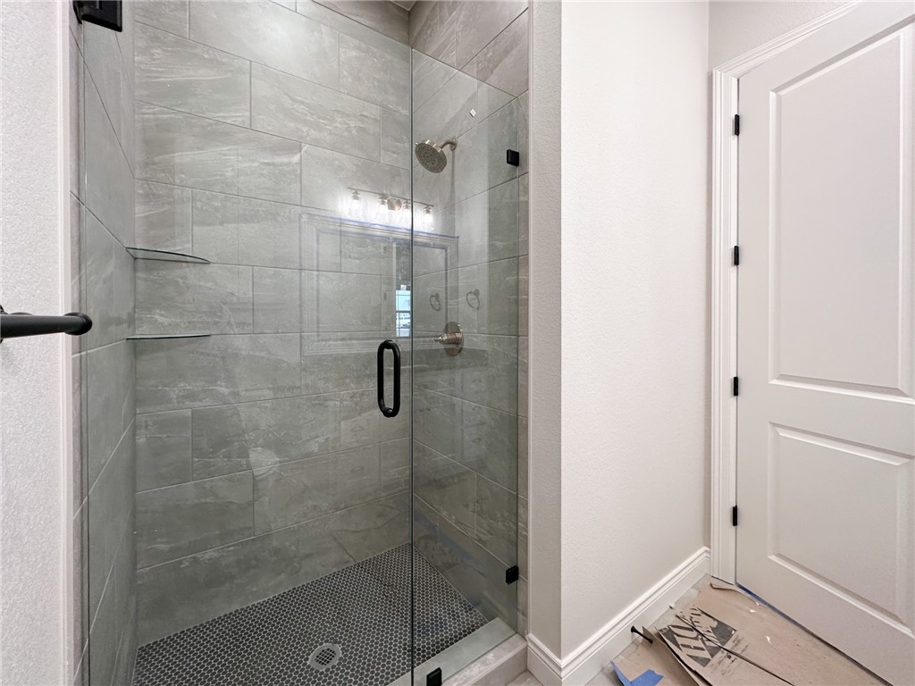 County Line Square - Residential