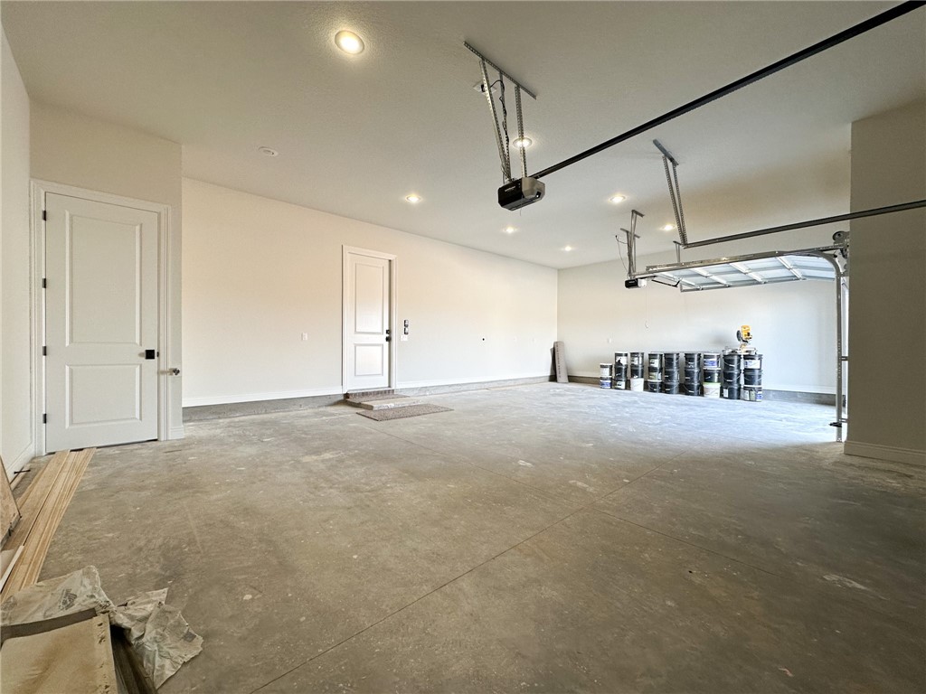 County Line Square - Residential