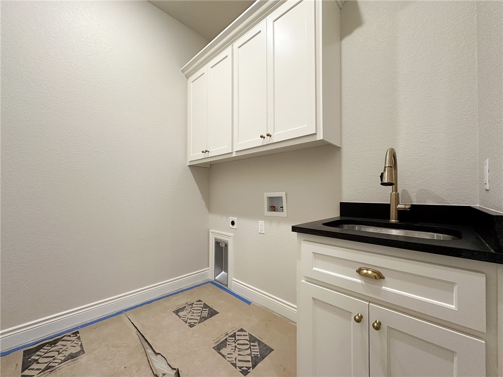 County Line Square - Residential