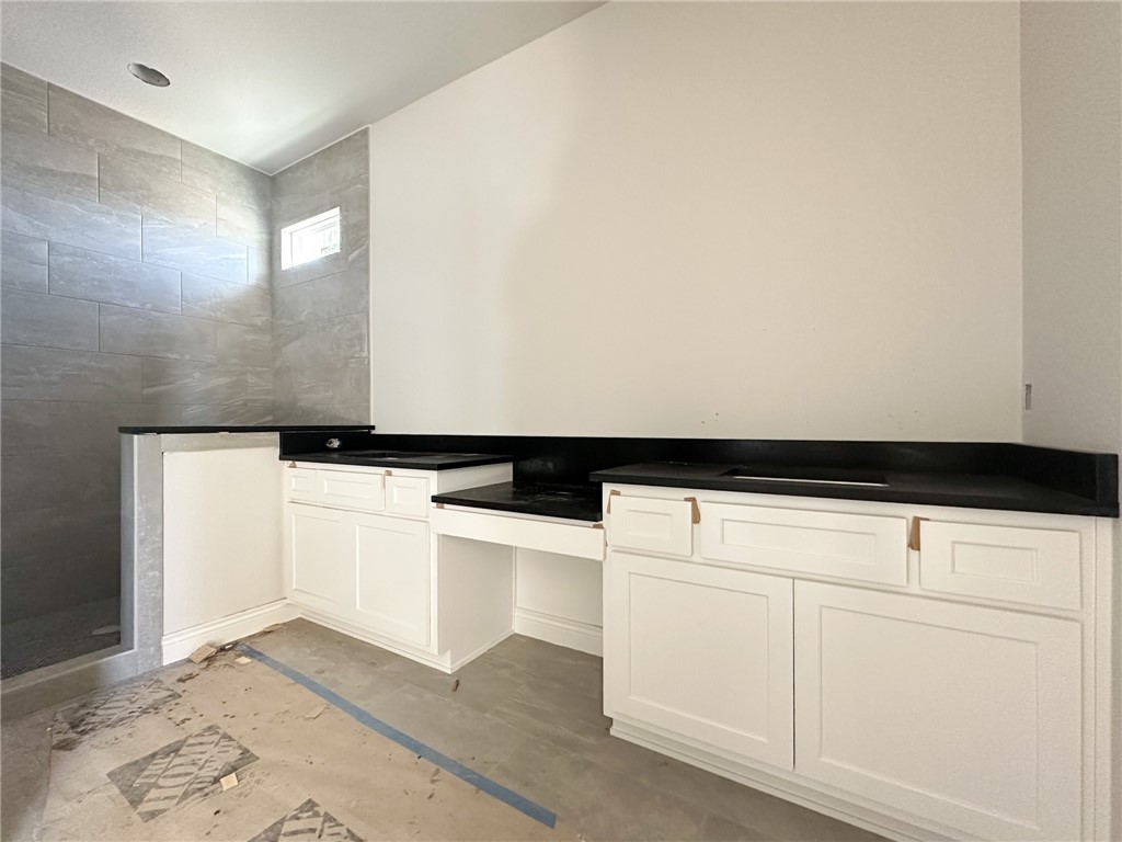 County Line Square - Residential