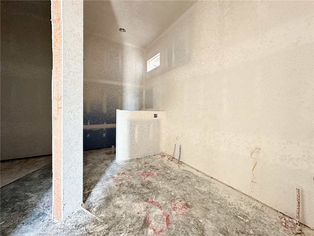 County Line Square - Residential