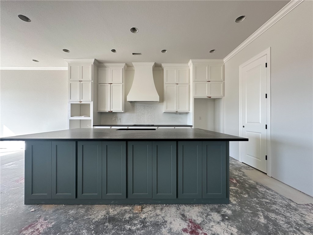 County Line Square - Residential