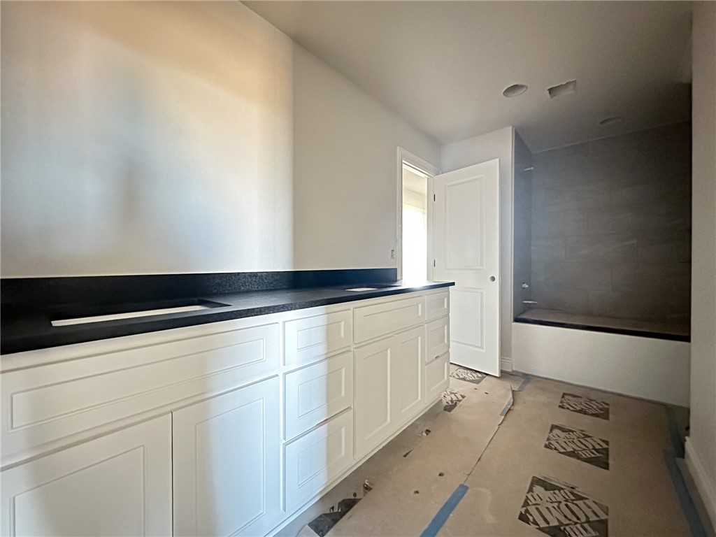 County Line Square - Residential