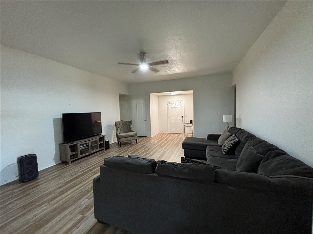 Centerpoint - Residential Lease