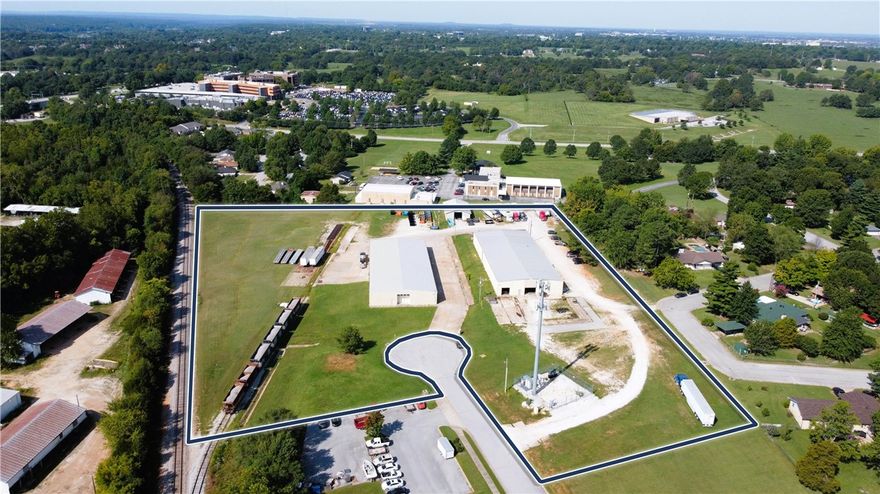 + Ample room for rent growth
+ Projected fair market lease rate of $7.50 PSF | NNN +
+ Less than 2.5 miles from Interstate-49
+ Active and functioning railroad spur on property
+ Warehouse spaces are configured to appeal to a broad market of users