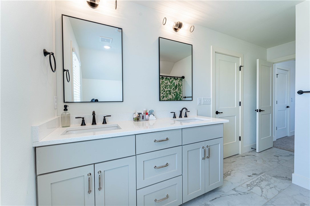 Cobble Creek - Residential