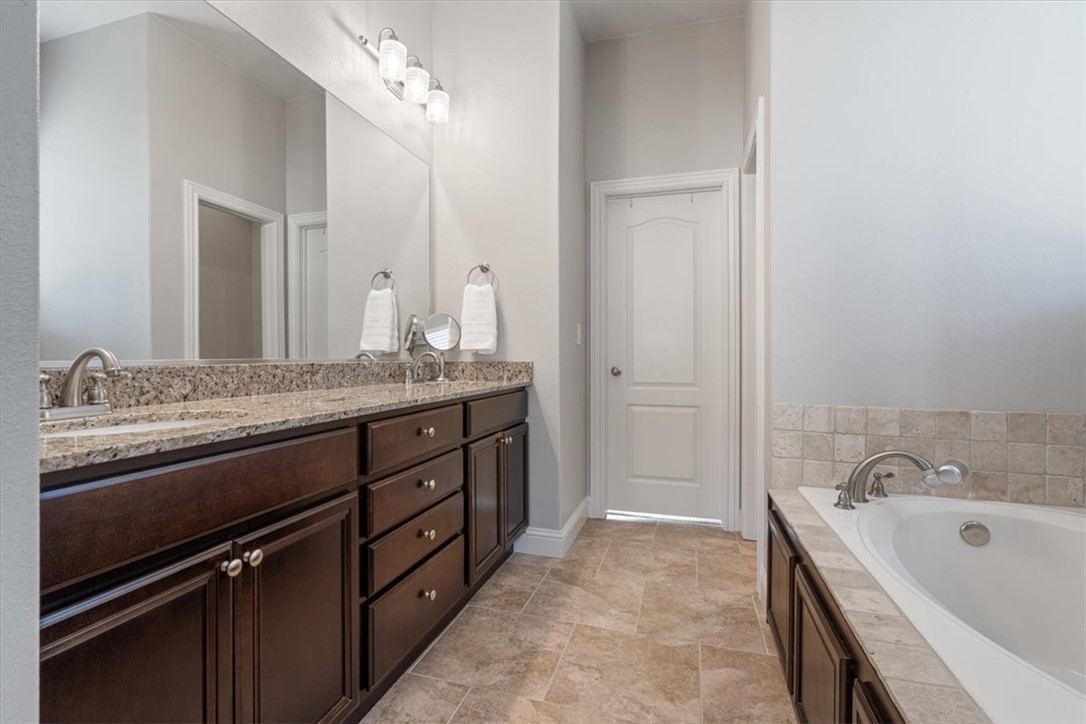 Waterford Estates at Hissom Ranch - Residential