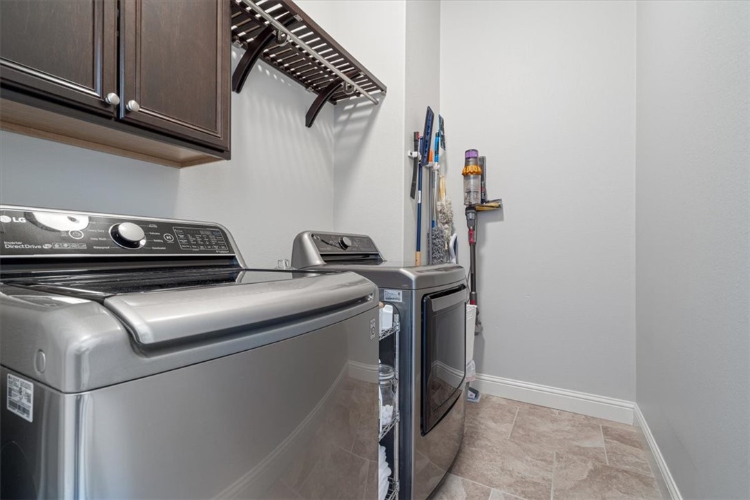 Waterford Estates at Hissom Ranch - Residential