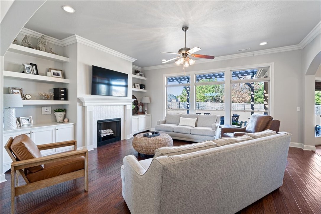 Waterford Estates at Hissom Ranch - Residential