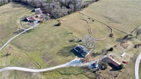 17471 Highway 412 Huntsville AR 72740