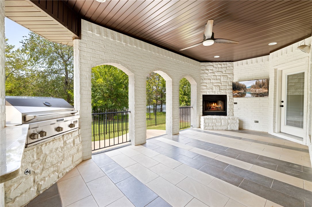 Crystal Cove - Residential