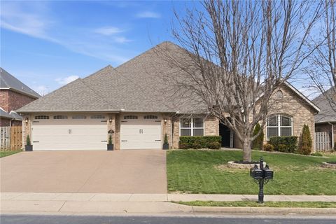 Photo of 1671 Foxboro Court, Bentonville, AR 72713 (MLS # 1341174)