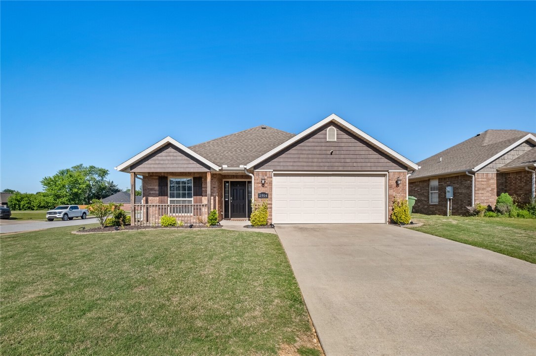 Charming 3-Bed, 2-Bath Home in prime Rogers Location! Don’t miss this beautifully maintained home just minutes to downtown Rogers, top-rated schools, shopping, trails, Uptown Rogers Entertainment District, and the new Walmart campus. Nestled in a highly sought-after neighborhood, this move-in-ready gem features designer details throughout—including arched doorways, arched kitchen accent window, French doors leading to outdoor patio, and a cozy gas fireplace! Enjoy a very spacious, level corner lot that’s perfect for outdoor entertaining. Lovely front porch with railing. Homes like this go fast—schedule your showing today!