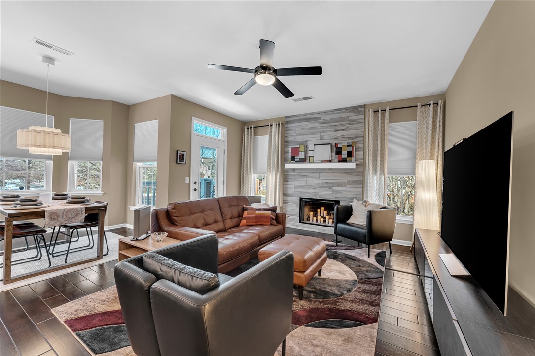 Reserve At Steele Crossing Hpr - Residential