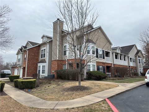 4209 NE Meadow Creek Circle 208 Fayetteville AR 72703